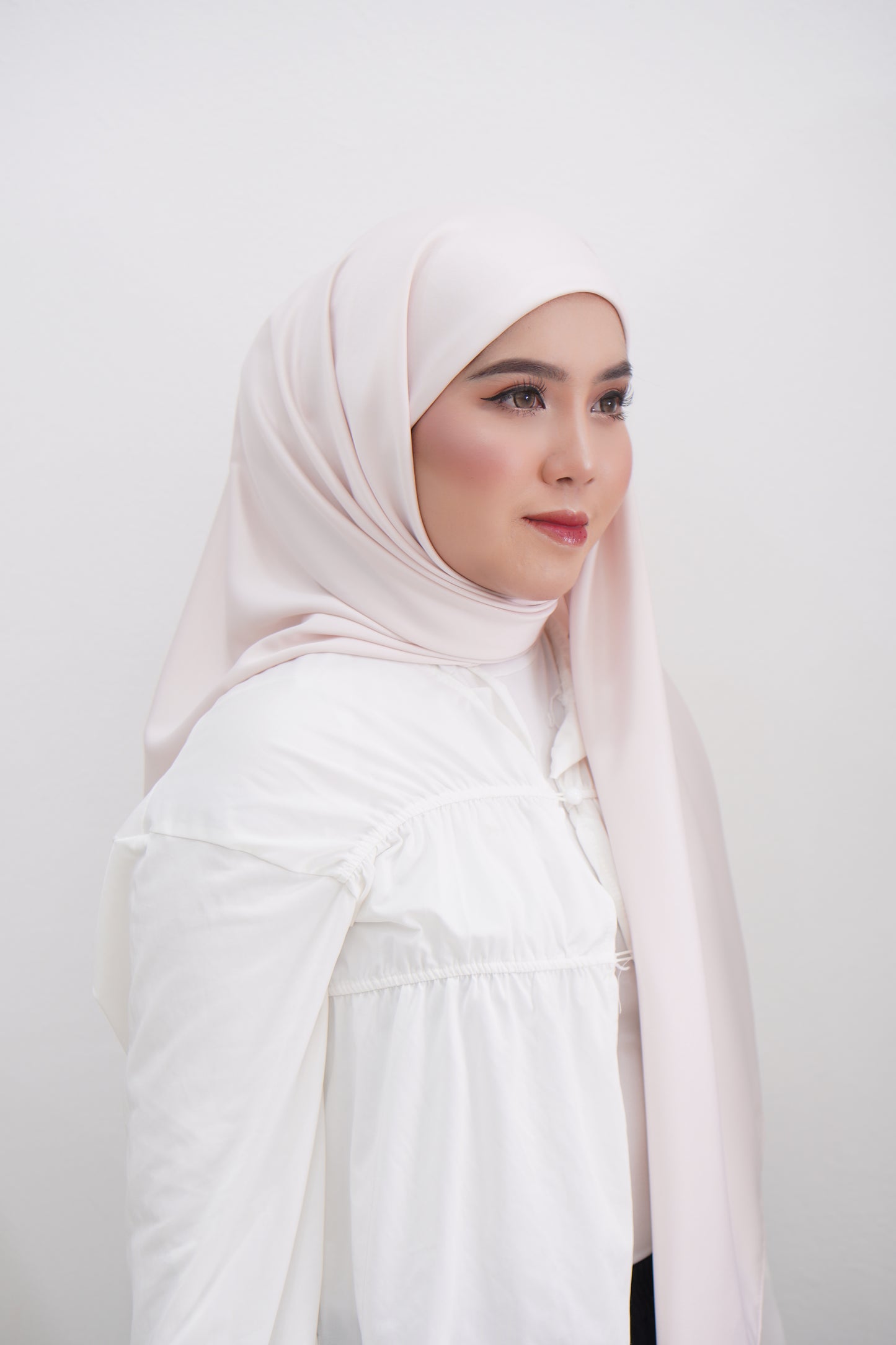 Semi Instant Bawal Jasmine Satin