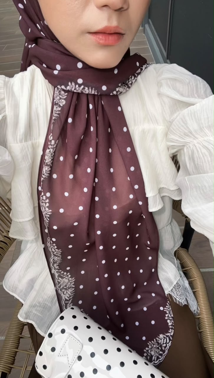 Alyaa Instant Bawal Printed Polka x Bloom